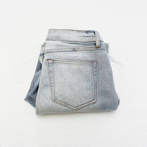 Sincerely Jules High Rise Button Down Light Wash Denim Jeans SZ27 - Picture 5 of 7